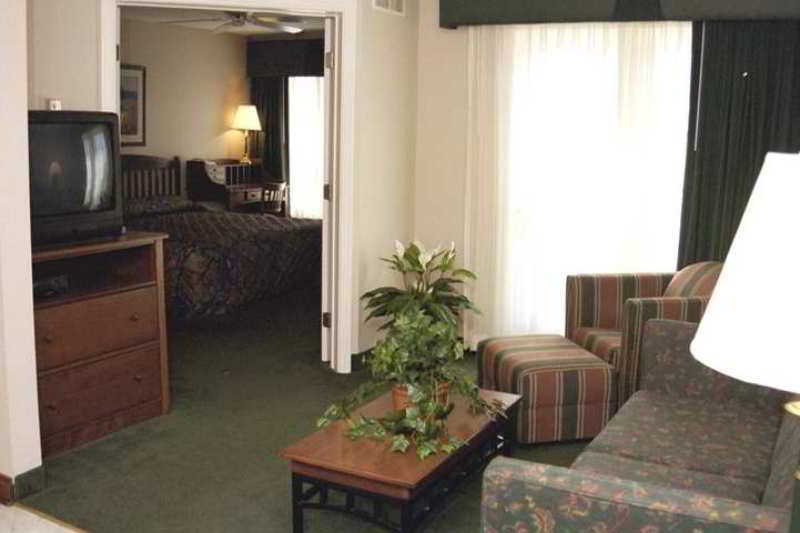 Homewood Suites By Hilton Kansas City Airport Habitación foto